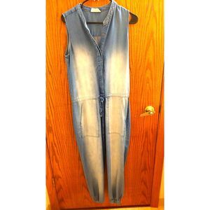 Zenana 100% Lyocell Chambray Jumpsuit Small Sleeveless Drawstring Jogger Tencel